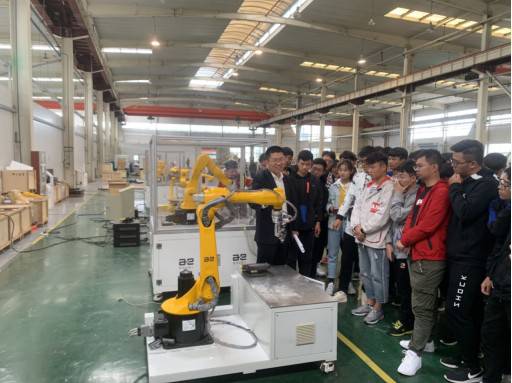 配天機(jī)器人安徽工廠又熱鬧了一番