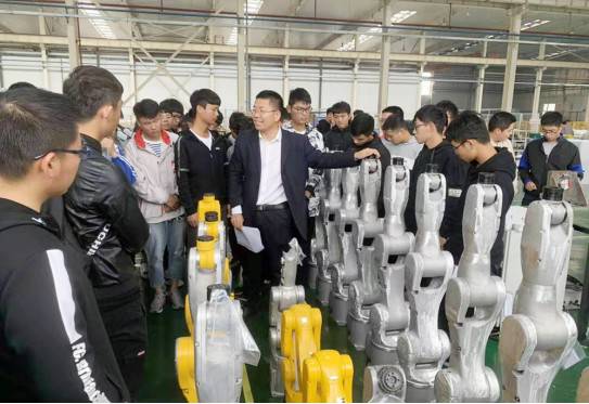 配天機(jī)器人安徽工廠又熱鬧了一番