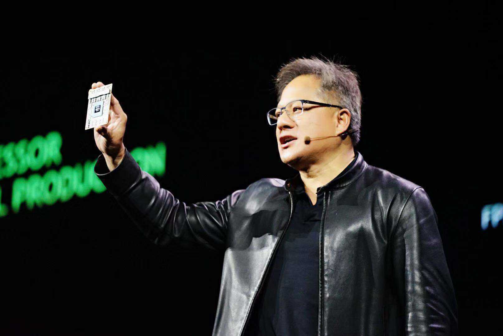 掌握了自動駕駛,服務機器人的落地還遠嗎?