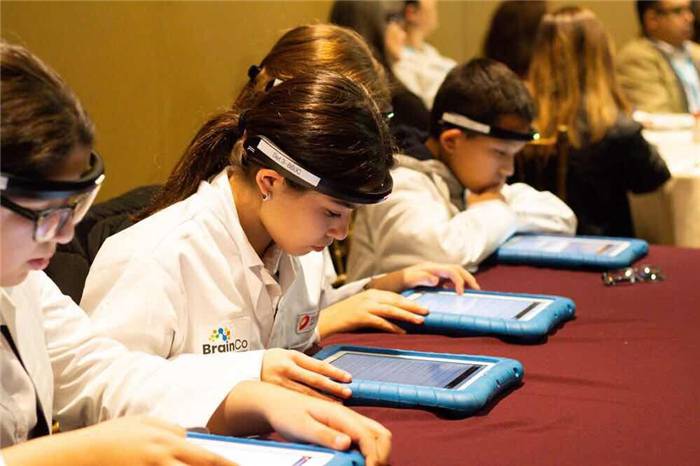 BrainCoףXC(j)ӿI(lng)һ(hu)QGoogleһӂĹ˾